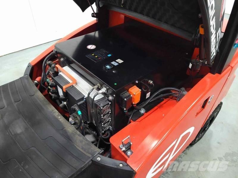 EP EFL253B 205 NC RENTAL Akumulátorové vozíky