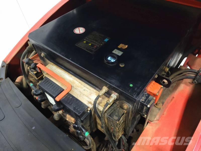 EP EFL353B 280 HC Akumulátorové vozíky