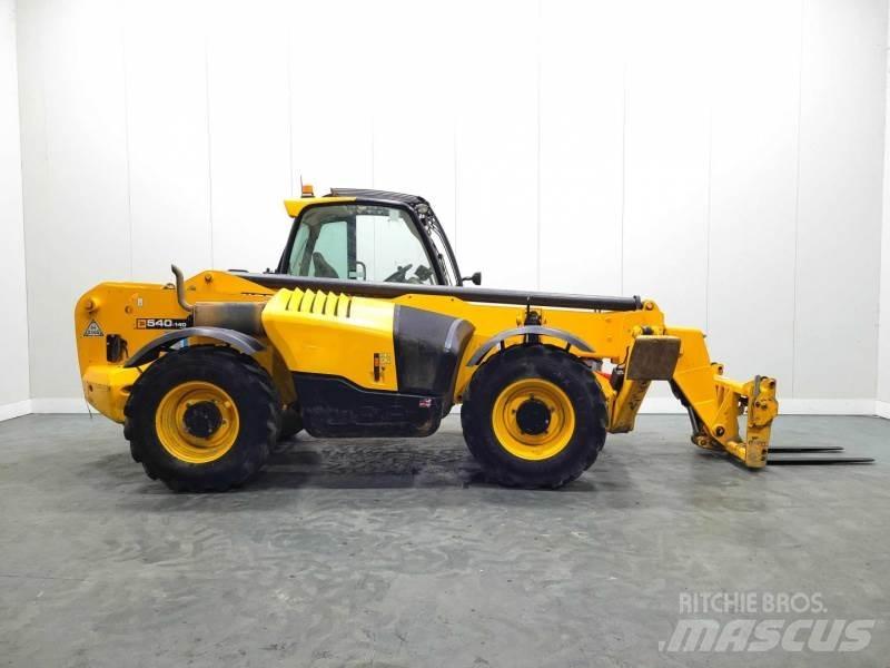 JCB 540-140 HIVIZ Teleskopické manipulátory