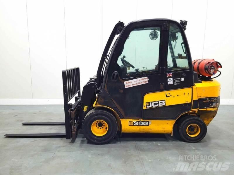 JCB TLT30G Teleskopické manipulátory