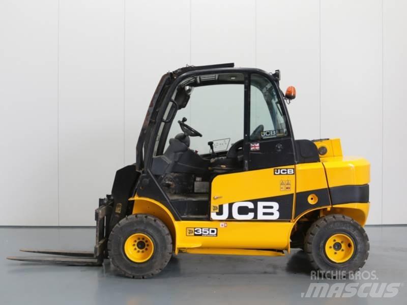 JCB TLT35D 4X4 Teleskopické manipulátory