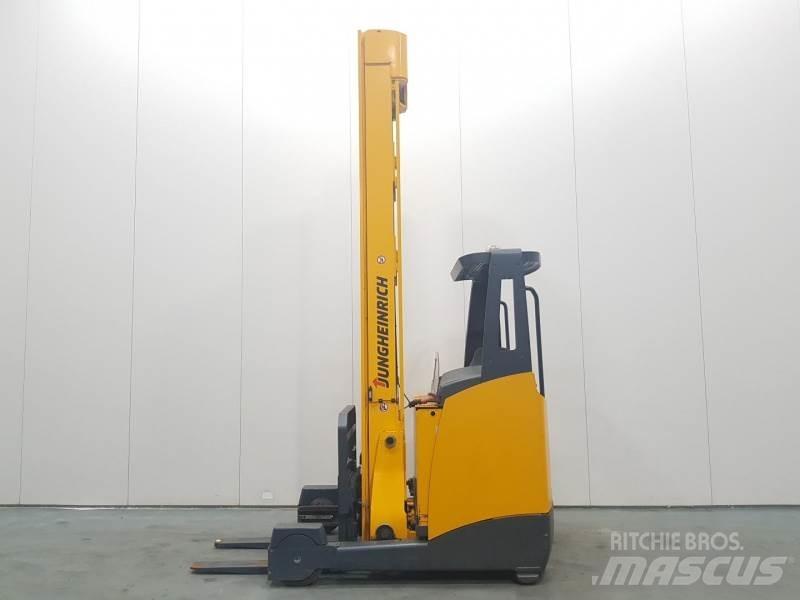 Jungheinrich ETV320 Retraky