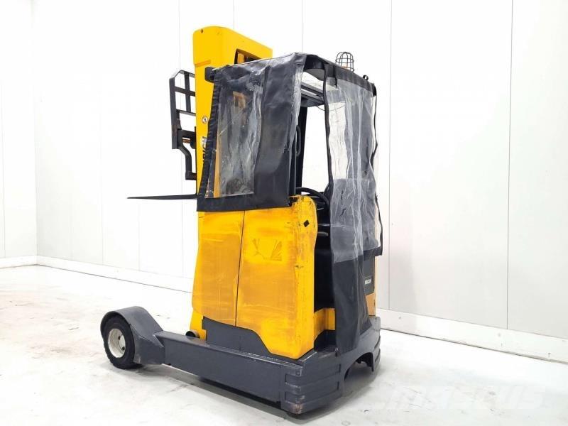 Jungheinrich ETVC20 Retraky