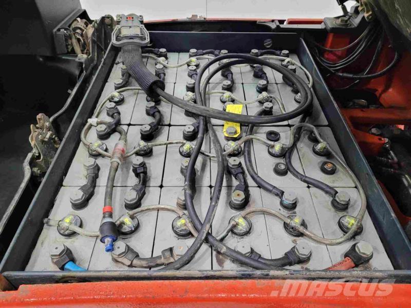 Linde E16PH-01 Akumulátorové vozíky