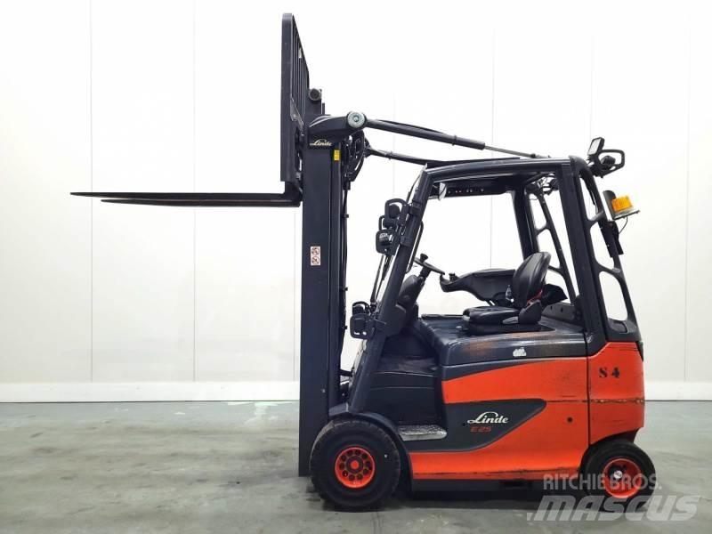 Linde E25H-01/600 387 Akumulátorové vozíky