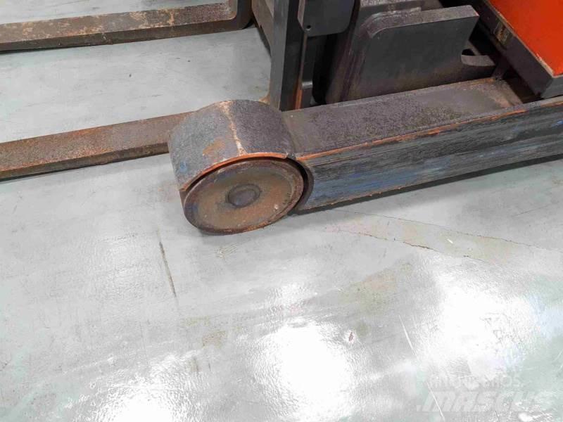 Linde R16HD-01 1120 Retraky