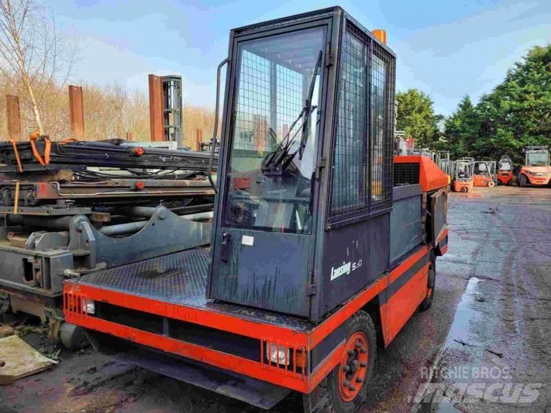 Linde S30 Bočný vysokozdvižný vozík