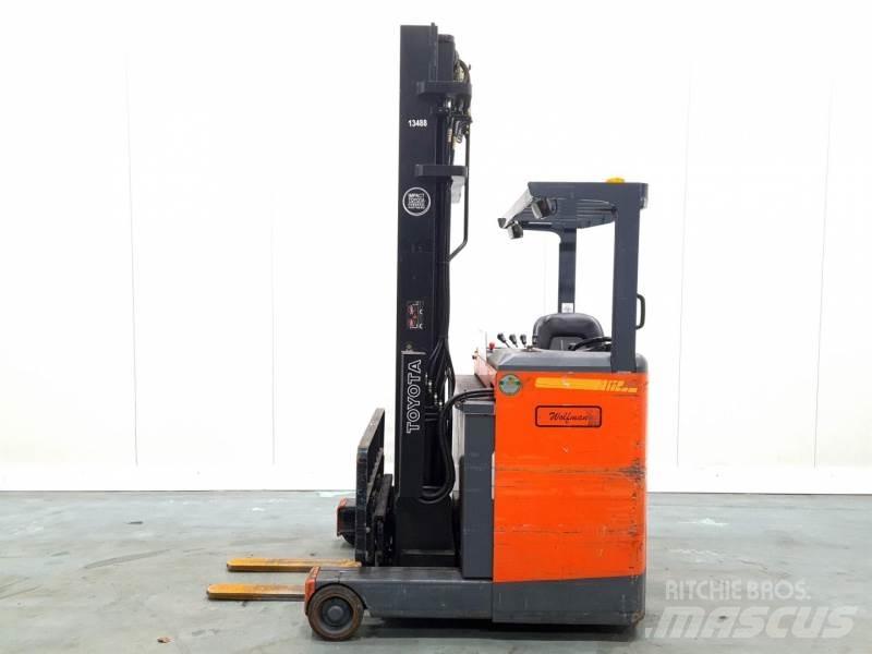 Toyota 6FBRE-12 Retraky