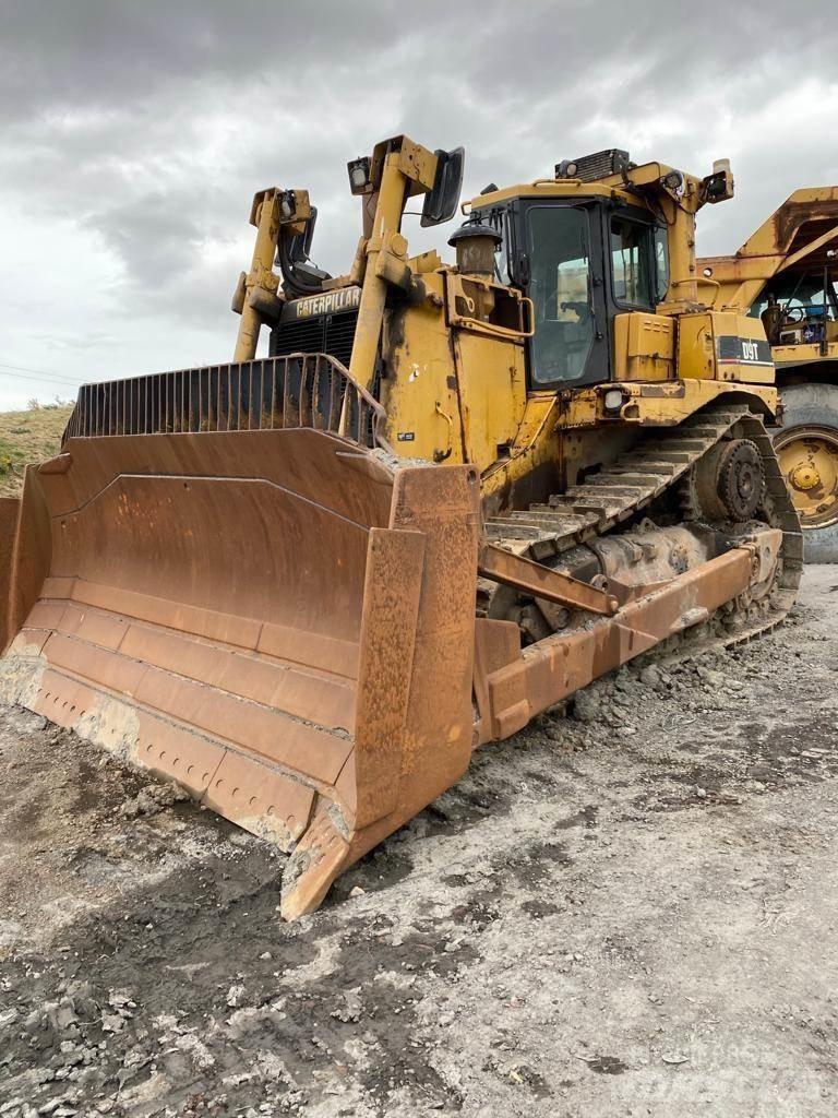 CAT D9T Pásové dozéry
