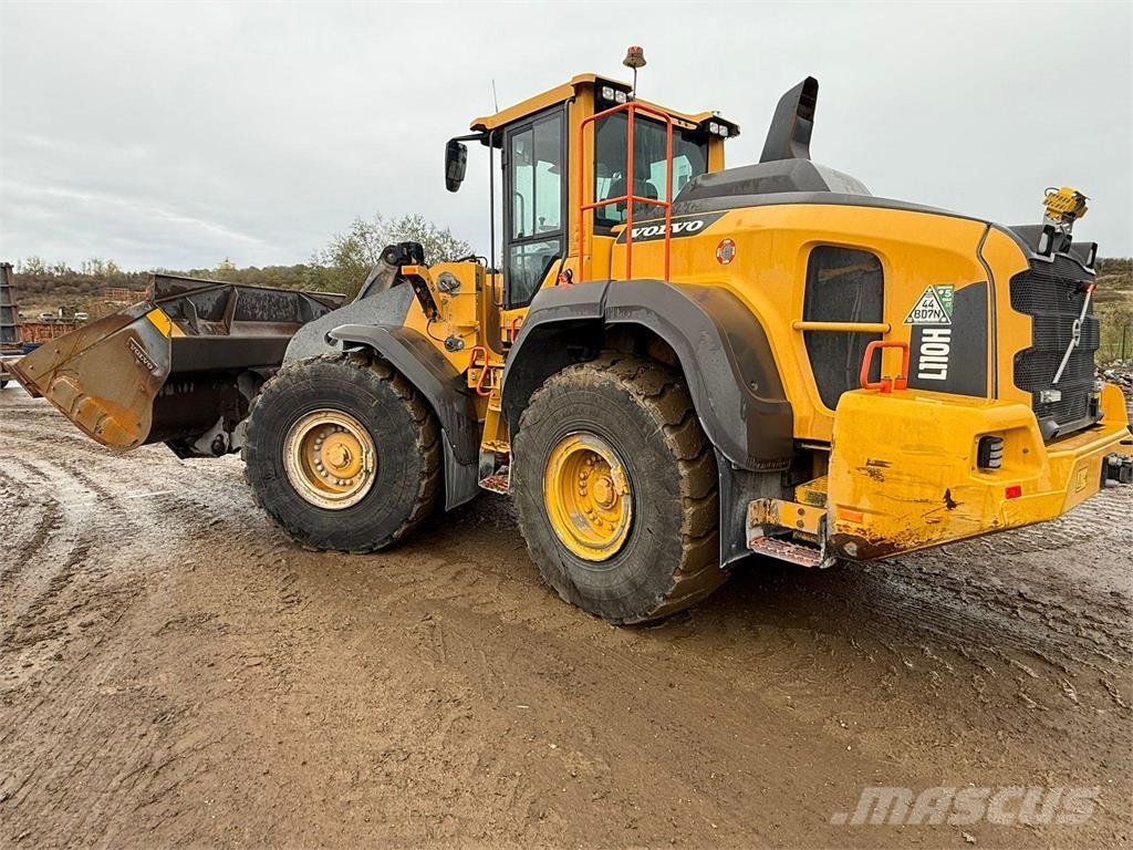 Volvo L110H Kolesové nakladače