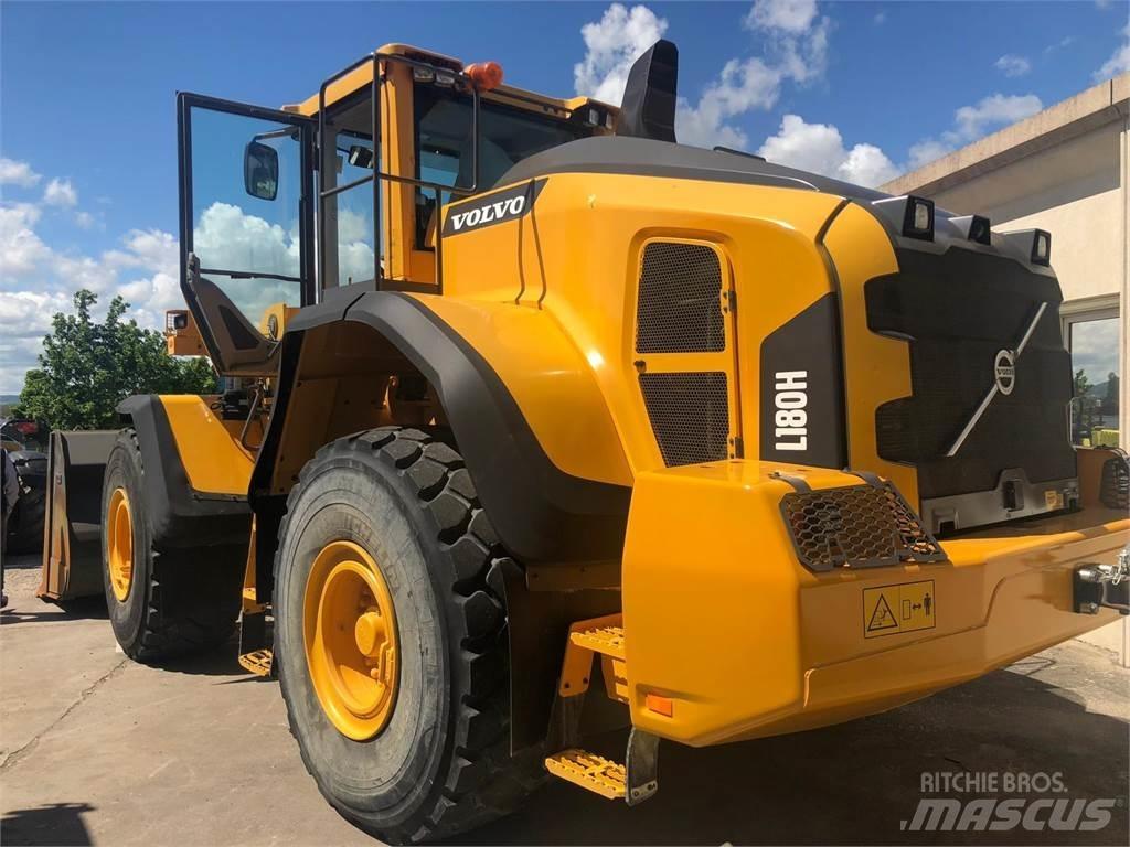 Volvo L180H Kolesové nakladače