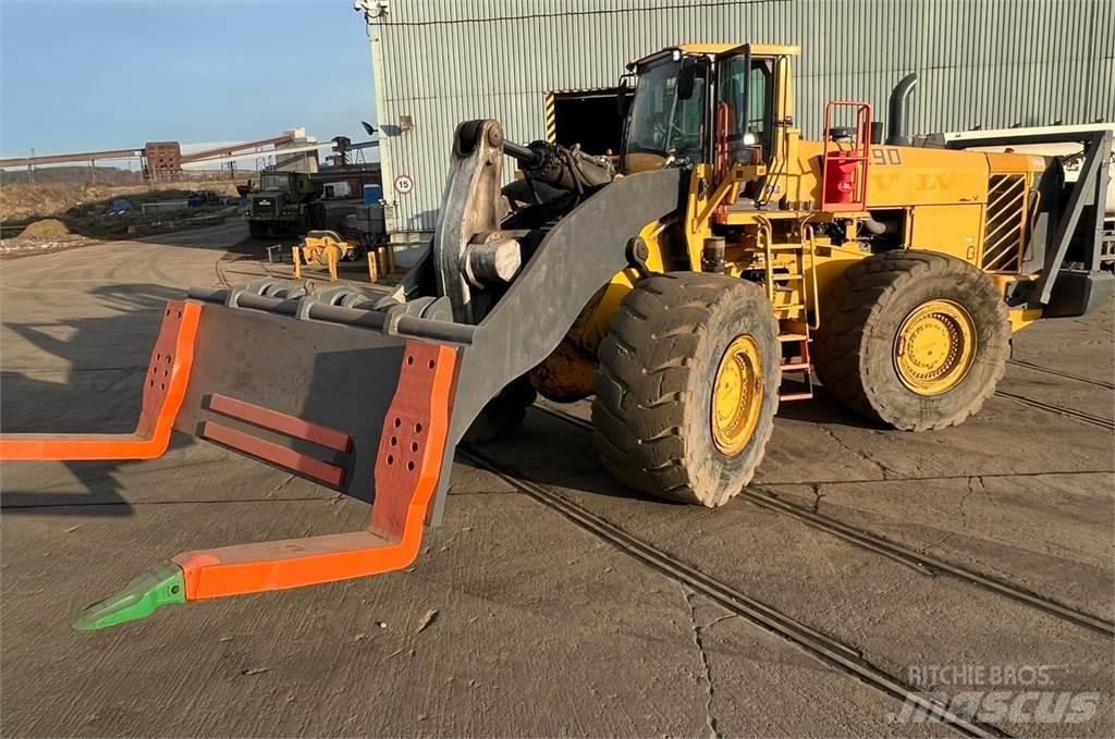 Volvo L350F Kolesové nakladače