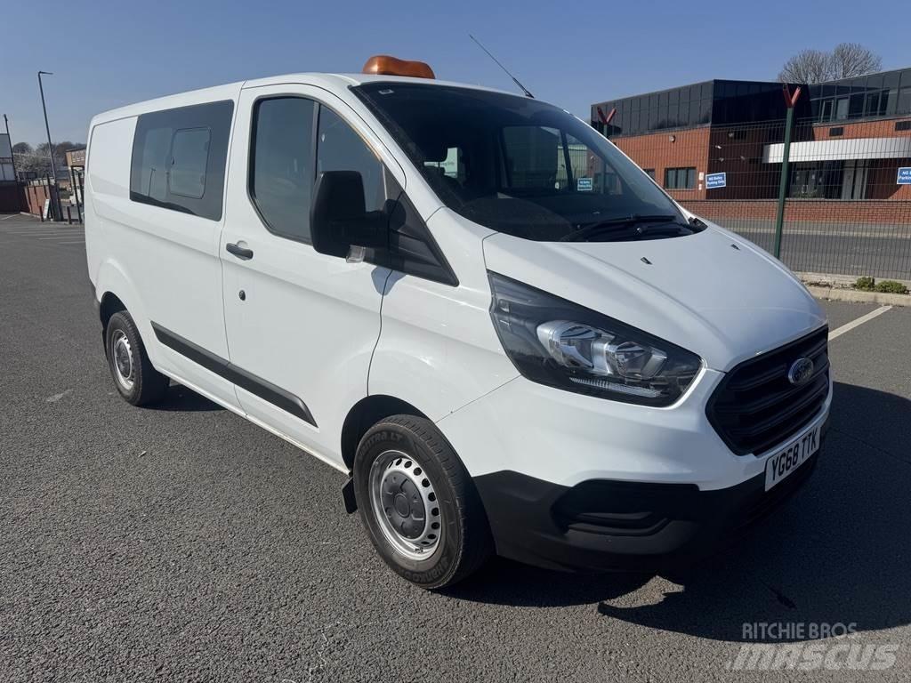 Ford  Minibusy