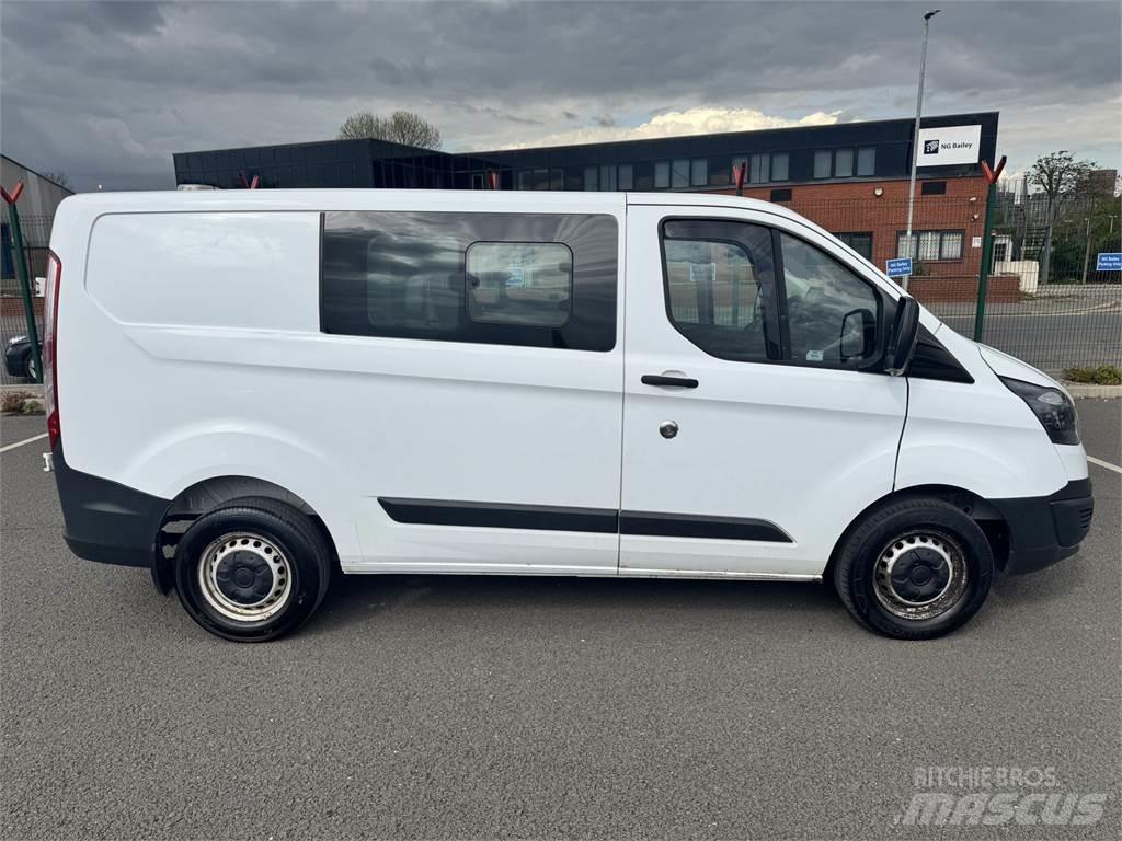Ford  Minibusy