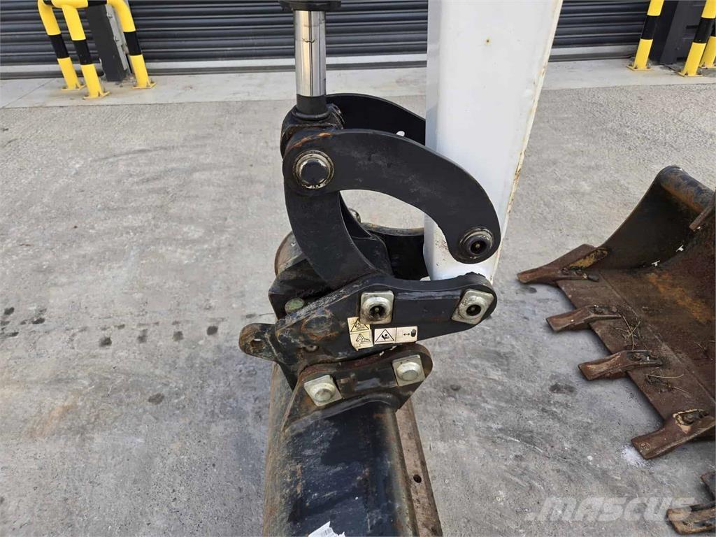 Bobcat E17 Mini rýpadlá < 7t