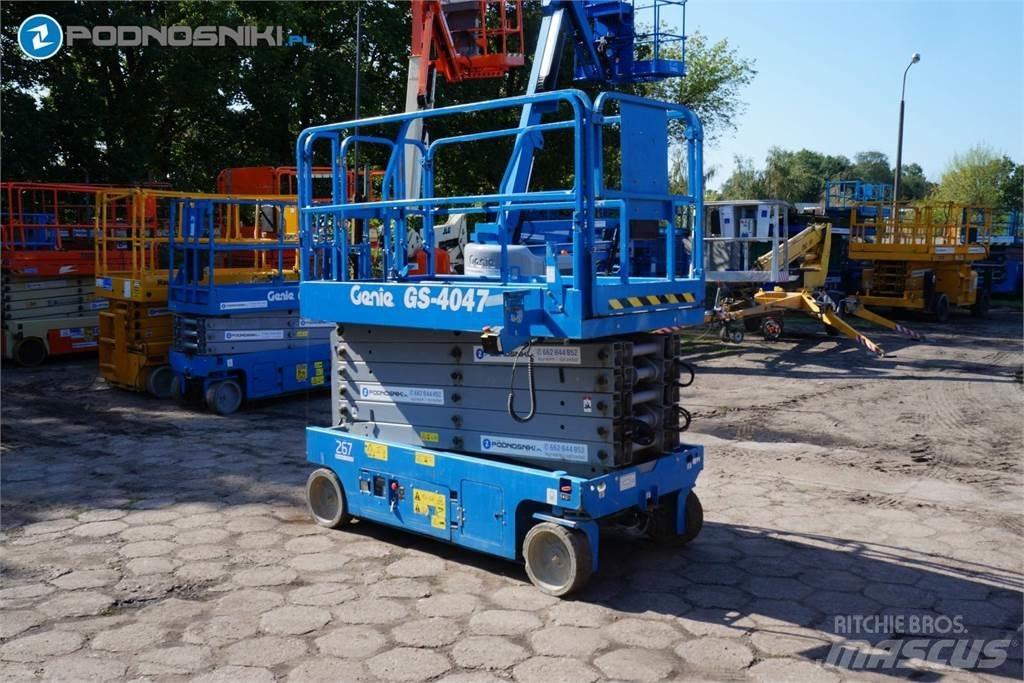 Genie 4047 Nožnicové zdvíhacie plošiny