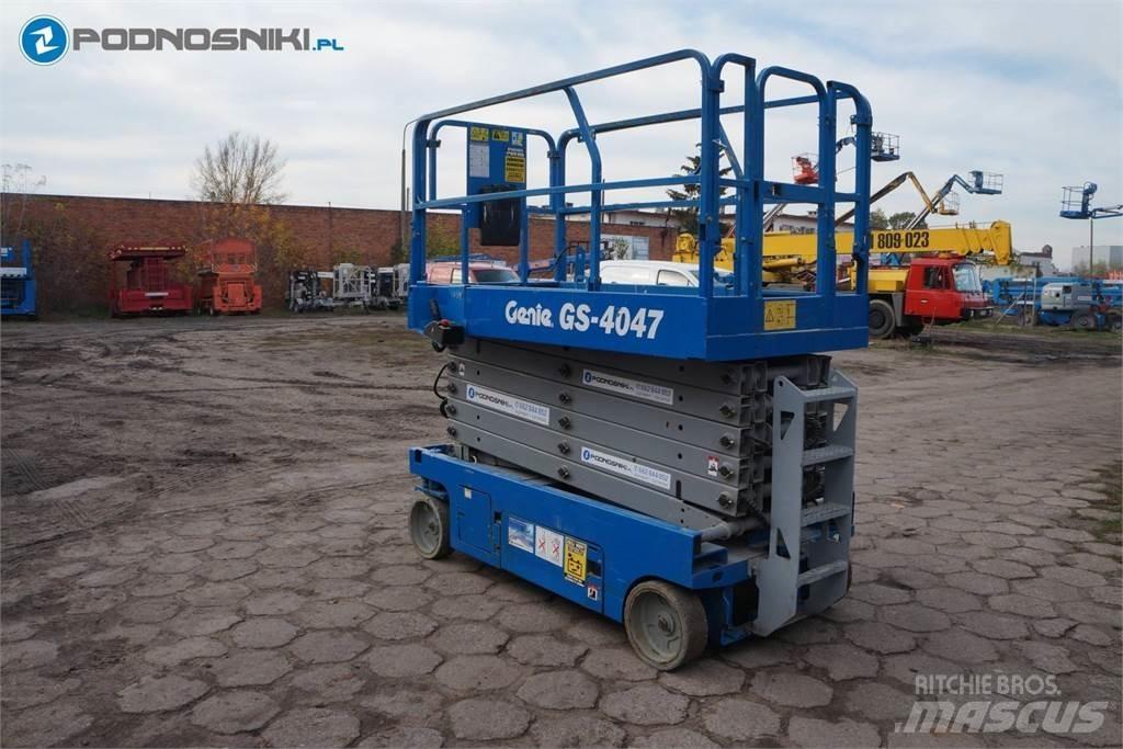 Genie 4047 Nožnicové zdvíhacie plošiny