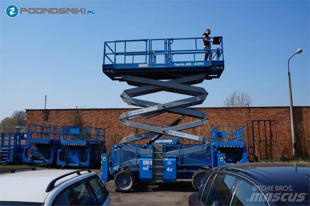 Genie 4390 Nožnicové zdvíhacie plošiny