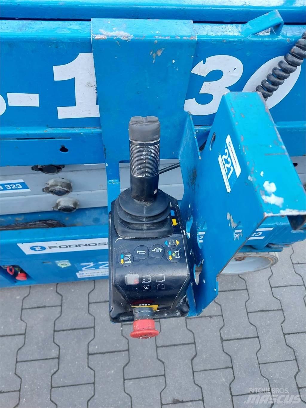 Genie GS-1930 Nožnicové zdvíhacie plošiny