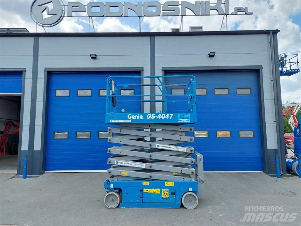 Genie GS-4047 Nožnicové zdvíhacie plošiny