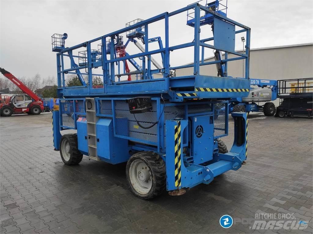 Genie GS-4390 Nožnicové zdvíhacie plošiny