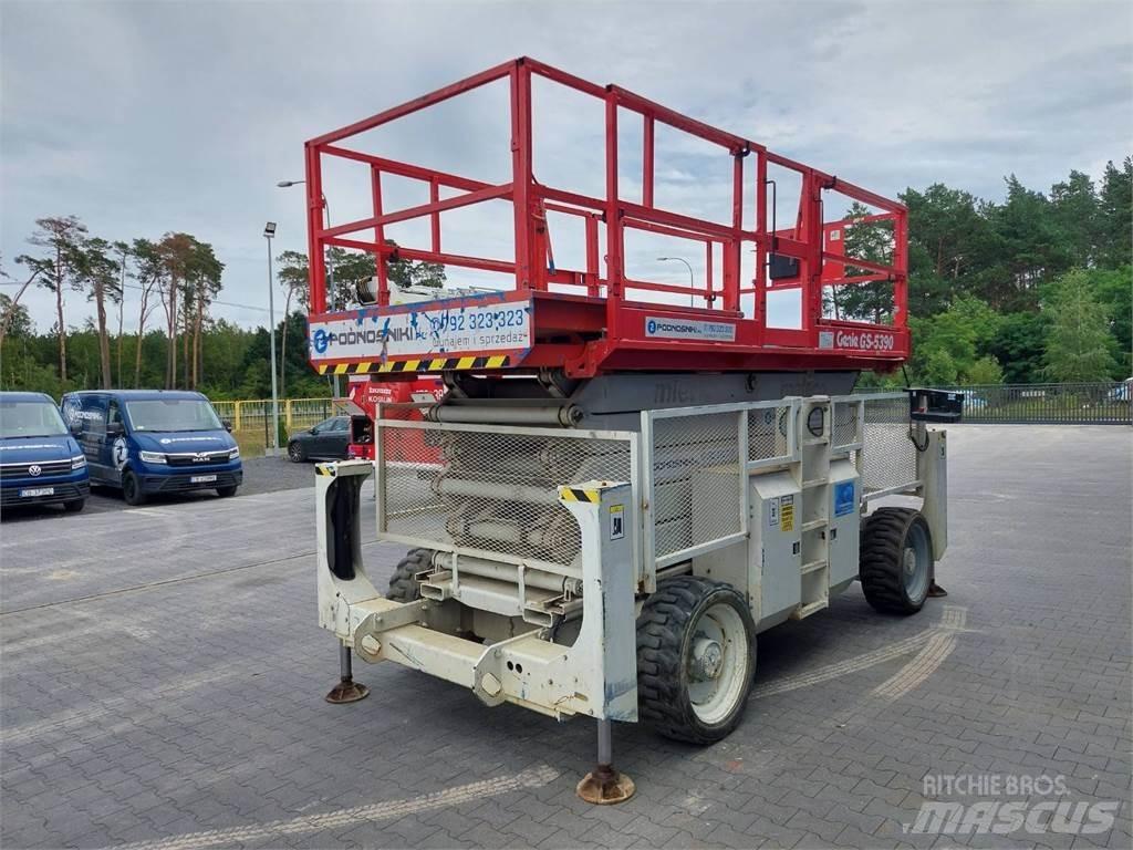 Genie GS-5390 Nožnicové zdvíhacie plošiny