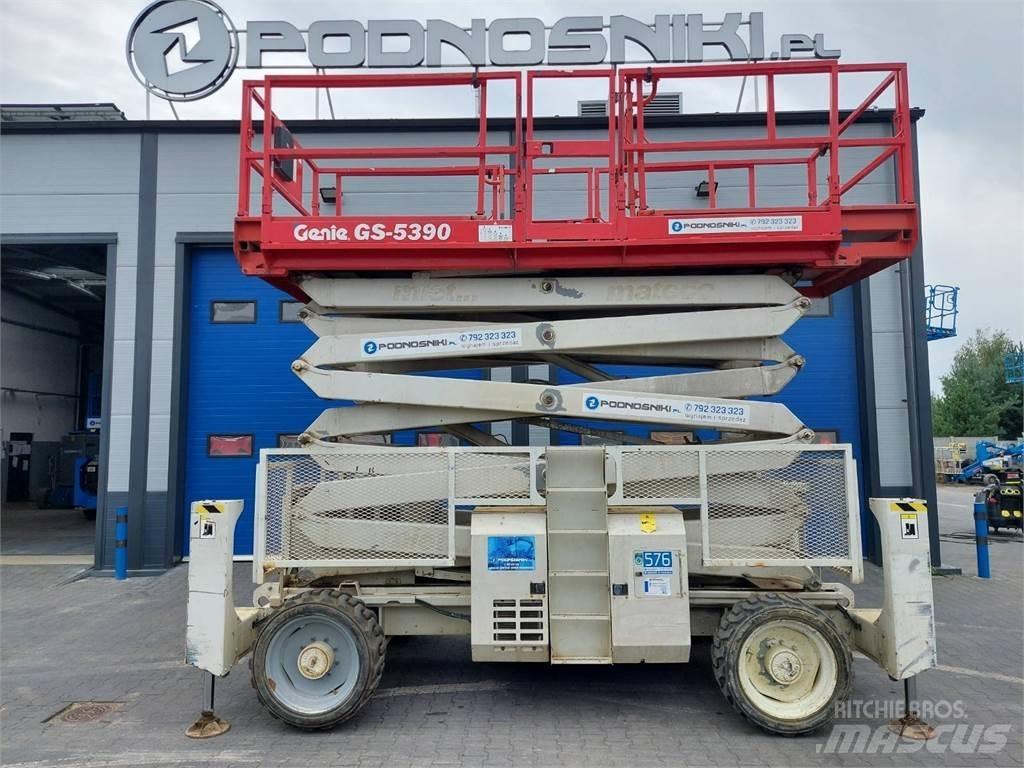 Genie GS-5390 Nožnicové zdvíhacie plošiny