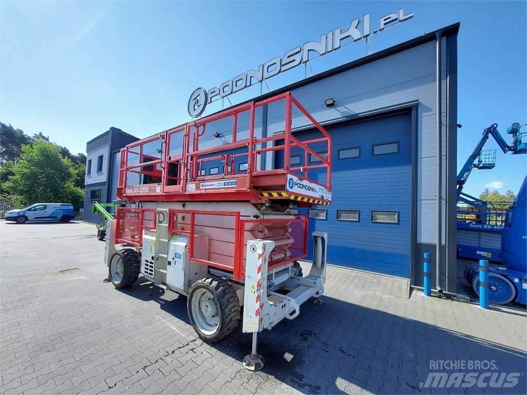 Genie GS-5390 Nožnicové zdvíhacie plošiny