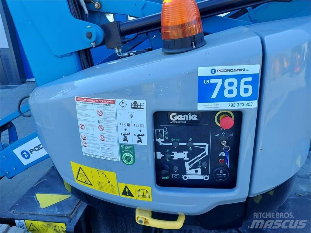 Genie Z-33/18 Kĺbové plošiny