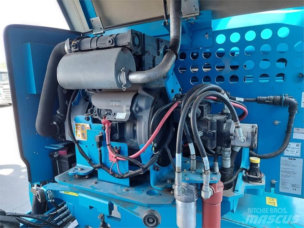 Genie Z-45/25J RT Kĺbové plošiny