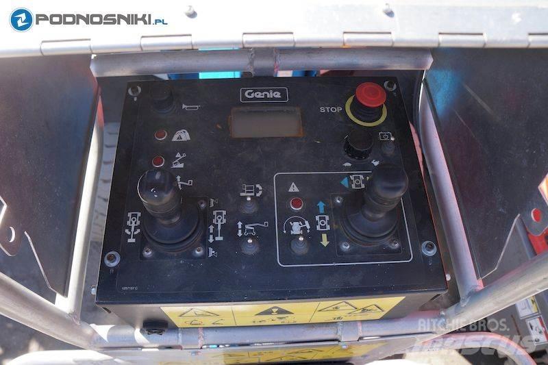 Genie Z33/18 Kĺbové plošiny