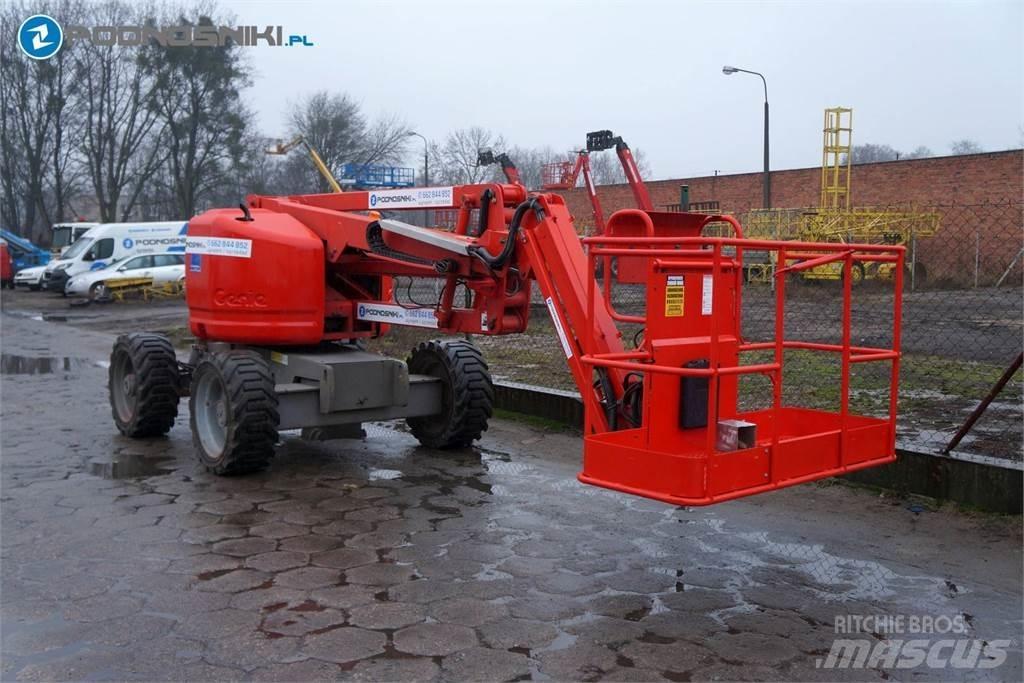 Genie Z45/25J Kĺbové plošiny