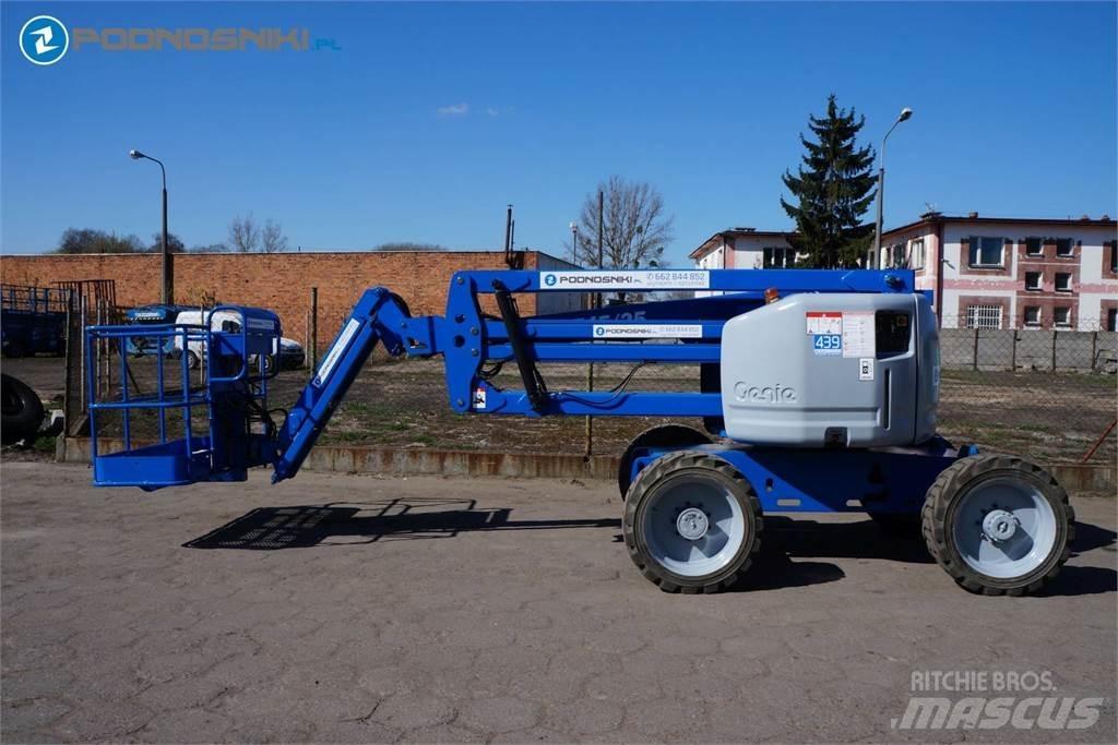 Genie Z45/25J Kĺbové plošiny