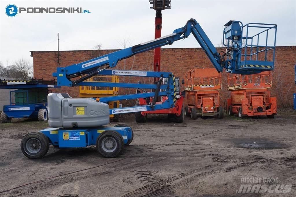 Genie Z45/25J DC Kĺbové plošiny