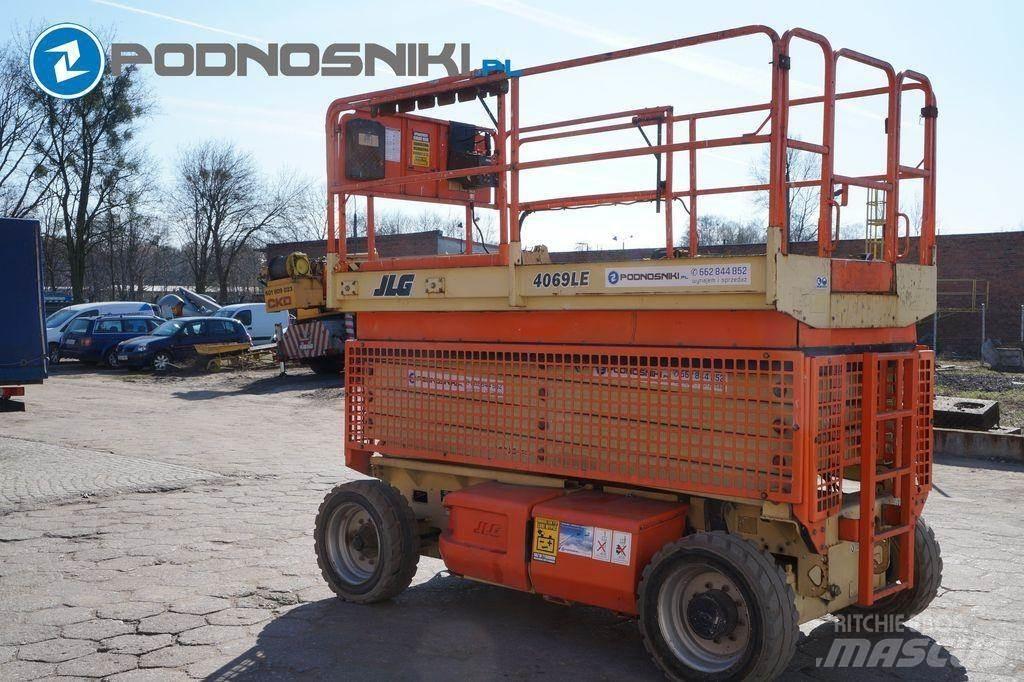 JLG 4069 Nožnicové zdvíhacie plošiny