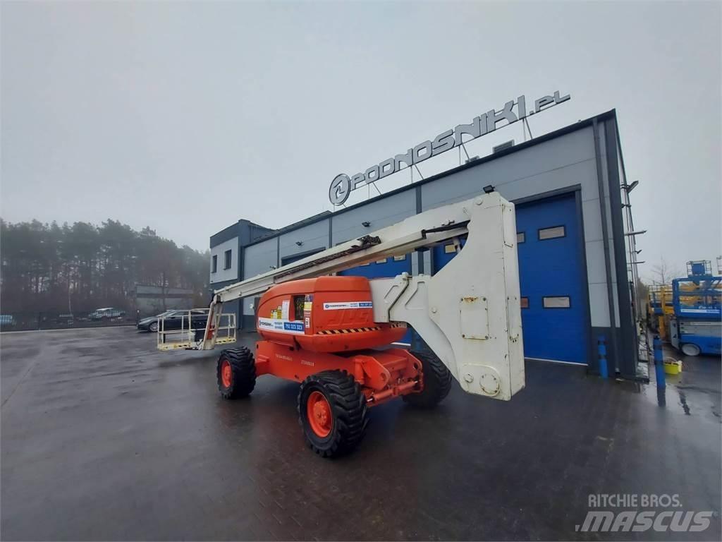JLG 800AJ Kĺbové plošiny
