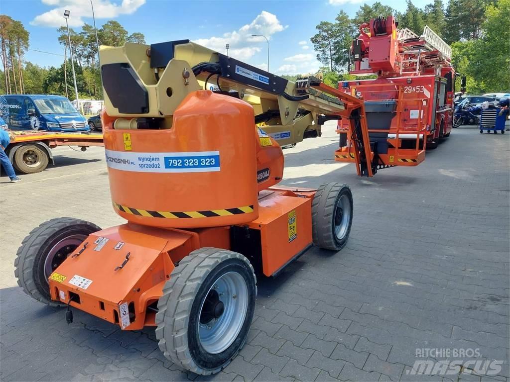 JLG E450AJ Kĺbové plošiny