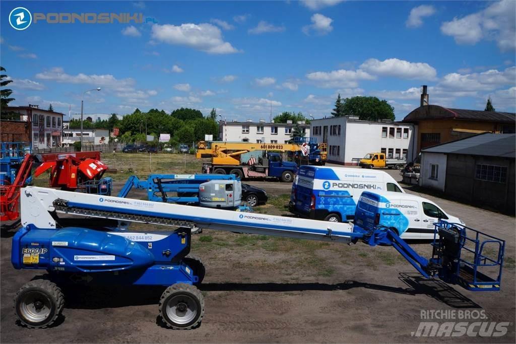 JLG E600JP Kĺbové plošiny