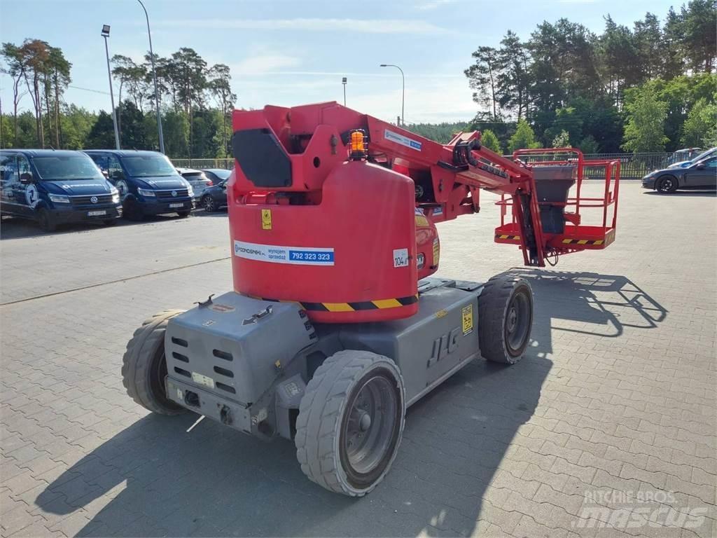 JLG M450AJ Kĺbové plošiny