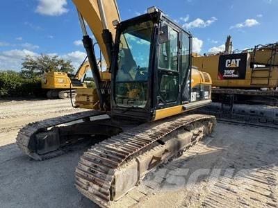 CAT 324DL Long Reach Pásové rýpadlá