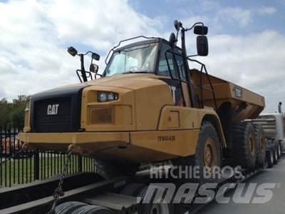 CAT 725C Kĺbové nákladné autá