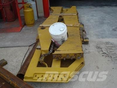 CAT 740 Tailgate Ďalšie komponenty