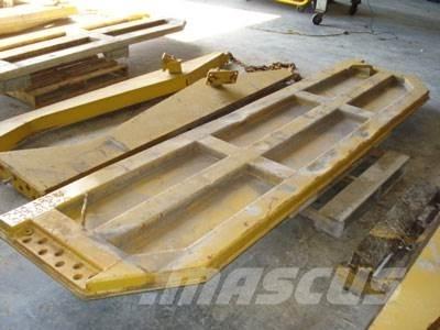 CAT 740 Tailgate Ďalšie komponenty