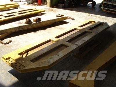 CAT 740 Tailgate Ďalšie komponenty