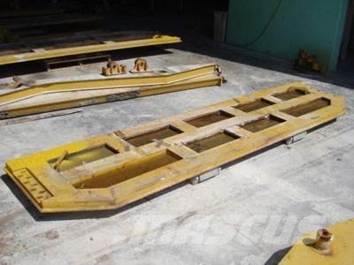 CAT 740 Tailgate Ďalšie komponenty