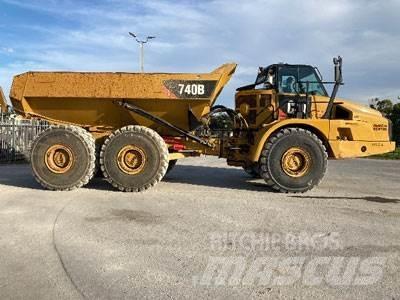 CAT 740B Kĺbové nákladné autá