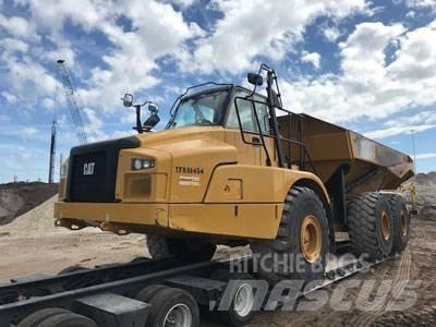 CAT 745C Kĺbové nákladné autá