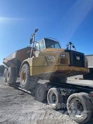 CAT 745C Kĺbové nákladné autá