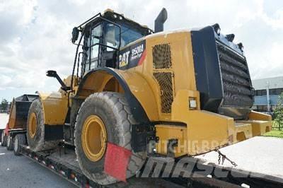 CAT 950M Kolesové nakladače