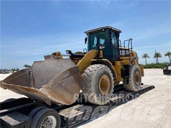 CAT 950M Kolesové nakladače